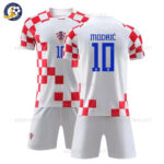 Croatia Home Kids Football Kit 2022 MODRIĆ 10 Printed (No Socks)