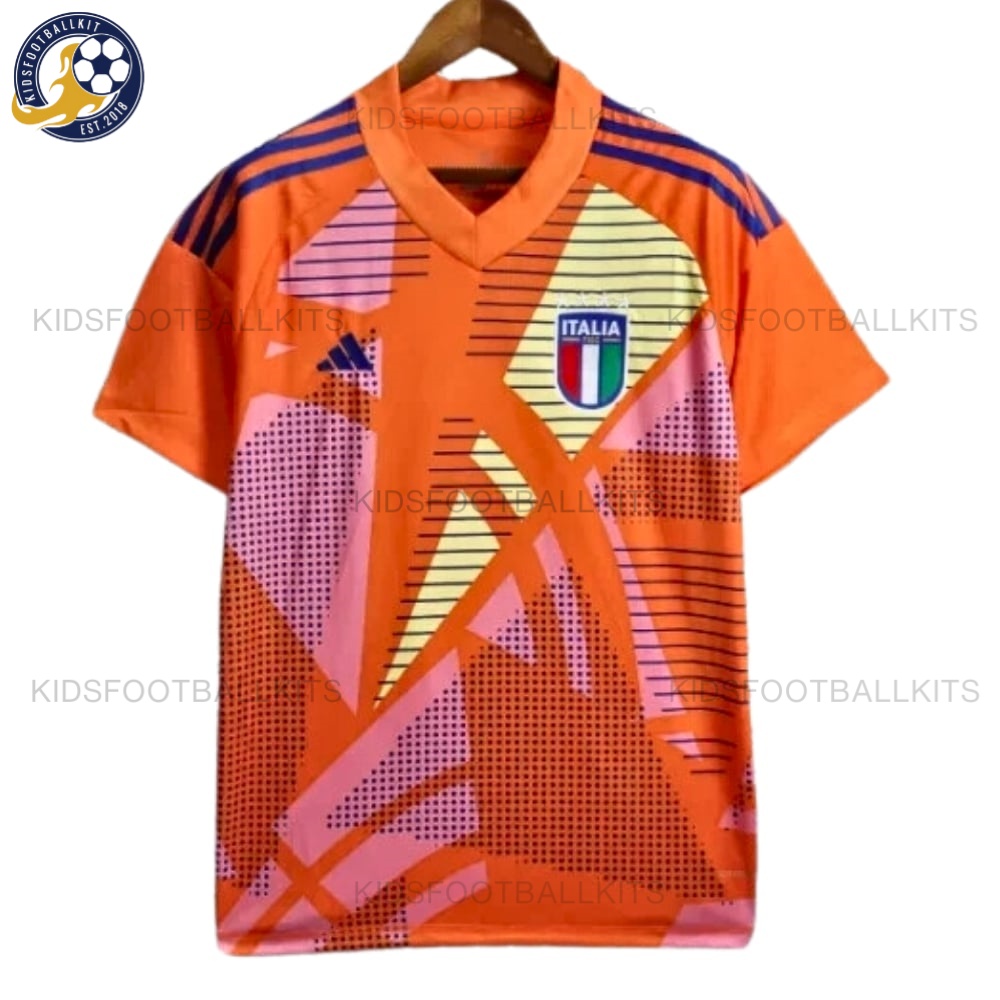 Italy Goalkeeper Men Football Shirt 2024