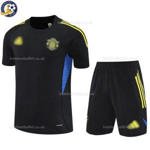Manchester United Black Training Kids Football Kit 2025/26 - Front View