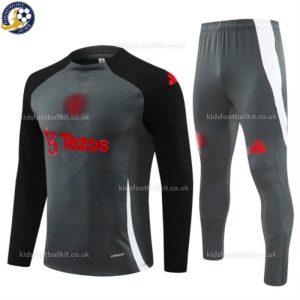 Manchester Unt Dark Grey Training Men Football Tracksuit 2024/25 - Fan Version