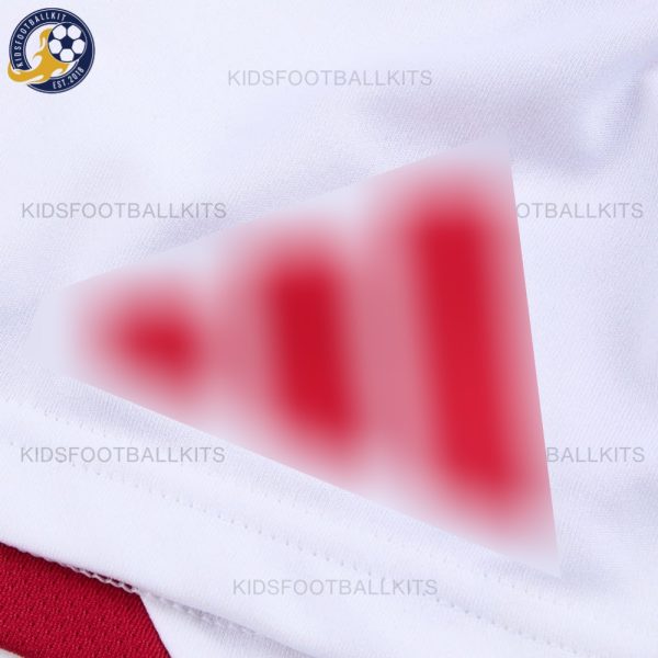Nottingham Home Adult Football Kit 2024/25 - Logo Detail View