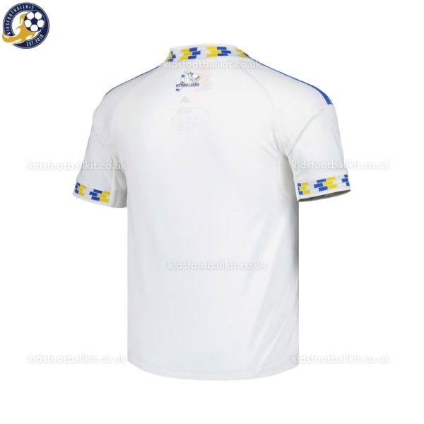 Leeds United Home Kids Football Kit 2025/26 - details (2)