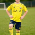 Al Nassr RONALDO 7 Home Kids Football Kit 2025/26 - (2)