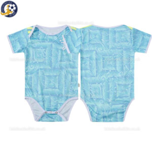Juventus Away Baby Football Kit 2025/26 - Over view