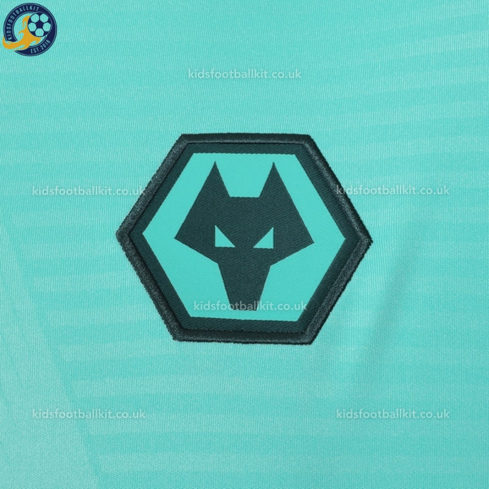 Wolves Away Kids Kit 25/26 | Birthday Gift for Kids