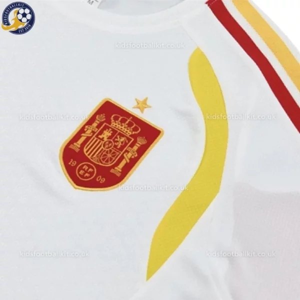 Spain TSpain Training Kids Kit 2026-white-detail1raining Kids Kit 2026-white-detail1