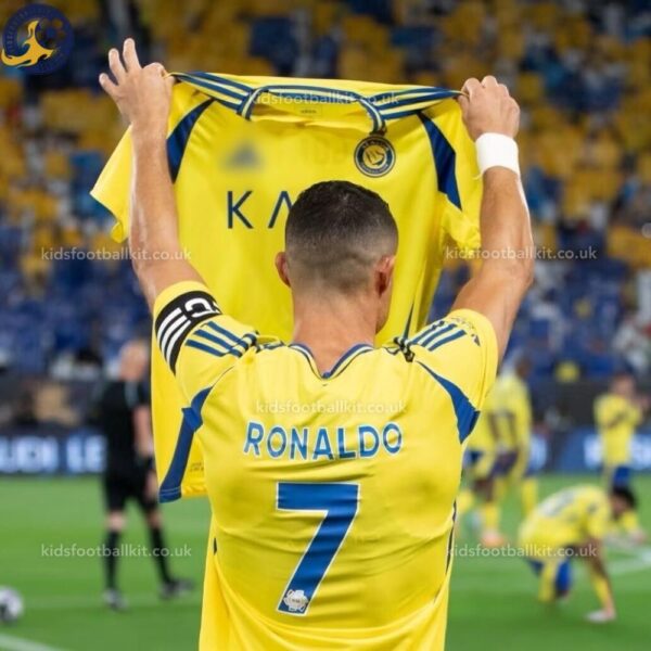 Al Nassr Home Men Football Shirt 25_26-Goat 900 Goals- actual view 2