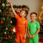 Everton Christmas Gift Bundle – Goalkeeper Kids Football Kit 2025_26 – Orange & Green