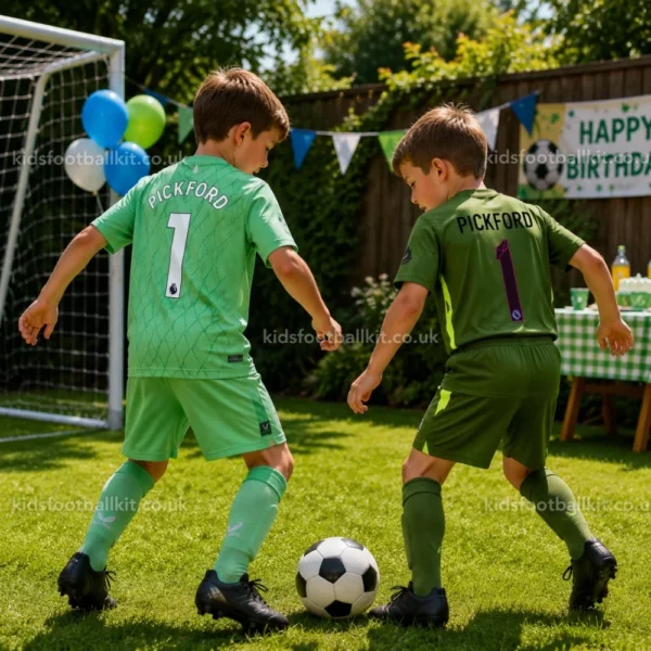 England and Everton Birthday Gift Pack – Goalkeeper Kids Football Kit 2025 – PICKFORD 1-image