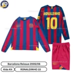 Barcelona Reissue Kids Kit 2005_06-front view-RONALDINHO 10