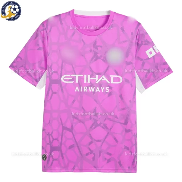 Manchester City Goalkeeper Kids Kit 26_27-front view-pink