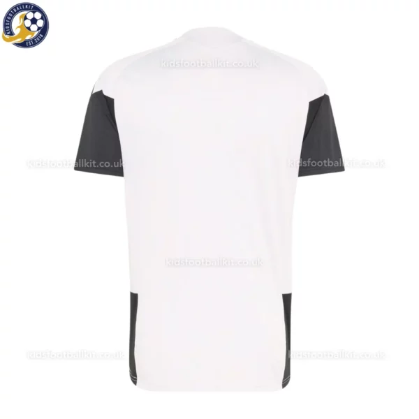 l-p training kids kit 26_27-back view-white