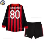 AC Milan Home Kids Kit 09_10-back view-RONALDINHO 80