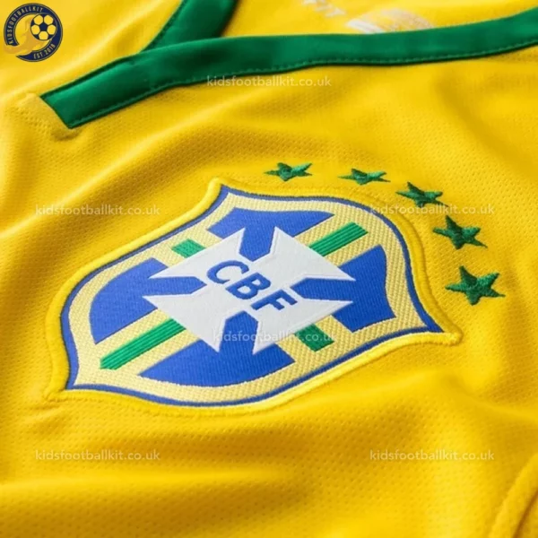 Brazil home kids kit 2014-detail1