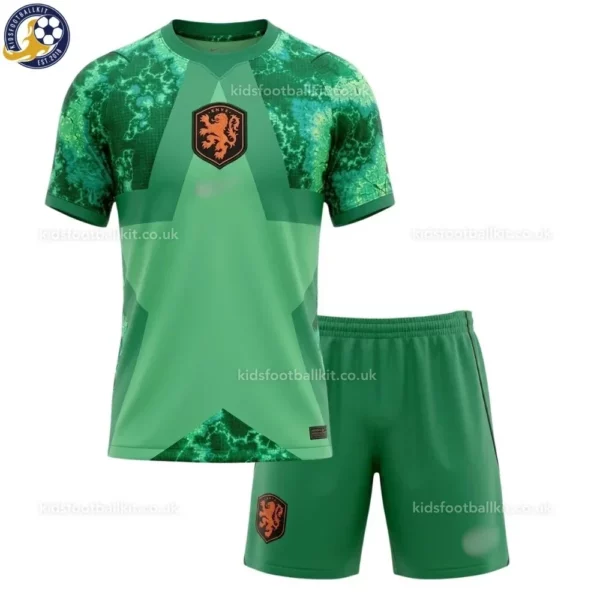Netherlands-Goalkeeper-Men-and-Kids-Kit-2026-front-view-green