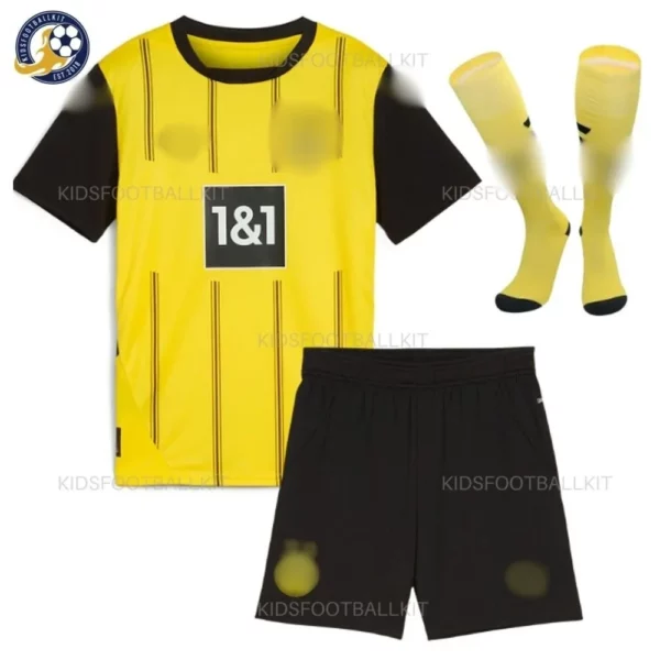 d-m-Home-Kids-Football-Kit-2024_25-With-Socks-frontview-b