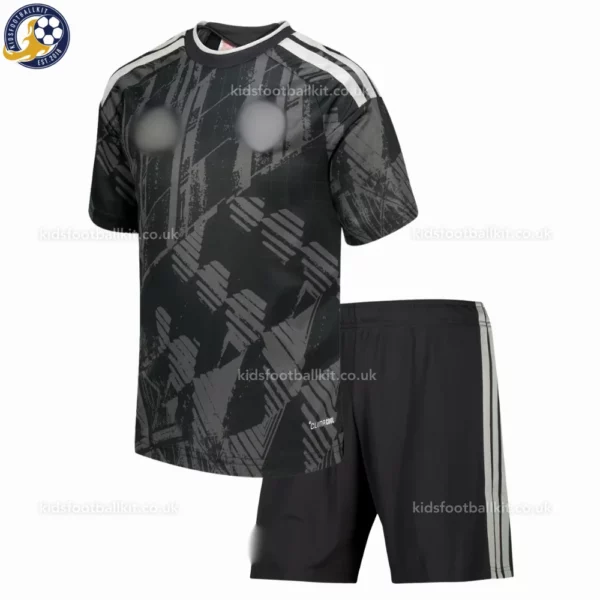 Leeds United Third kids kit 26_27-front view